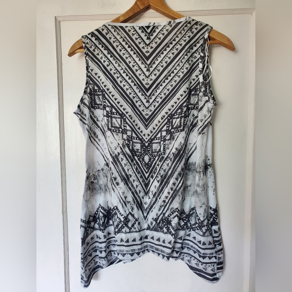 Western Aztec Bling Pattern Tank Top ππ€ π€π€ - Picture 3 of 3